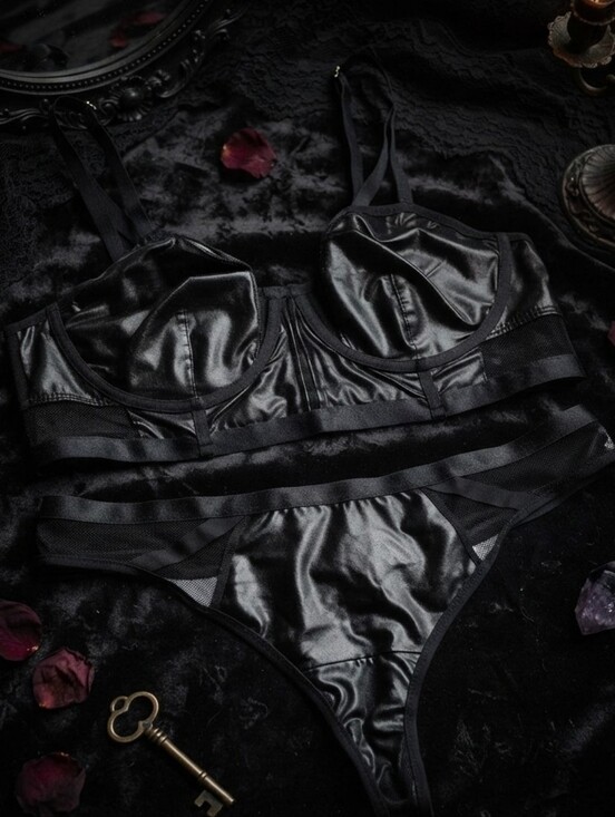 torrid Other - Torrid Faux Leather & Fishnet Bra & Panty Set Sexy Edgy Alternative